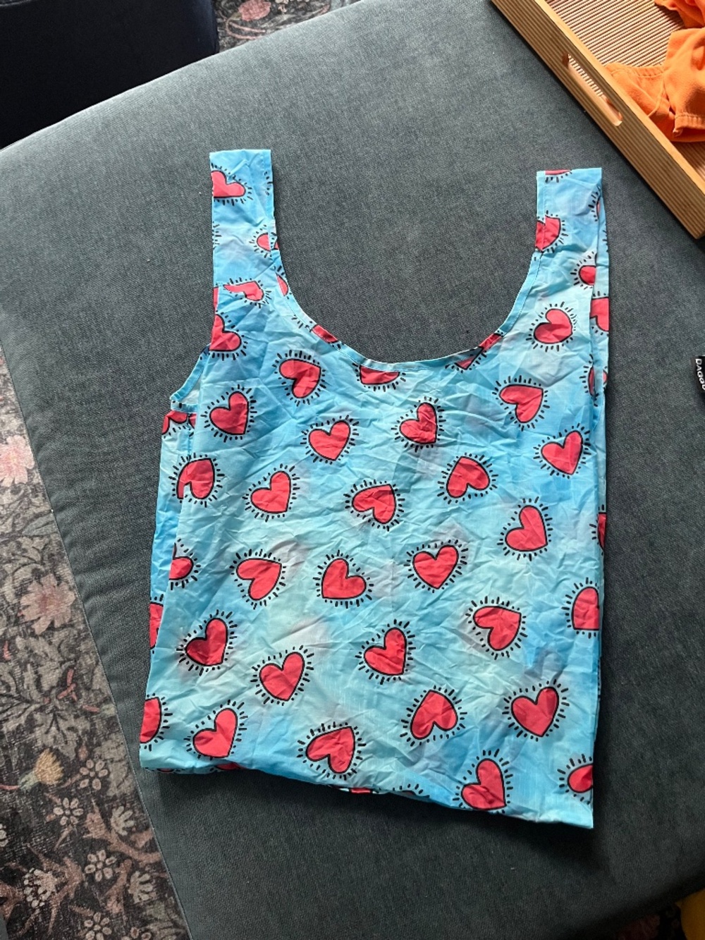 Keith Haring heart print Baggu - blue with hearts - Picture 3 of 8
